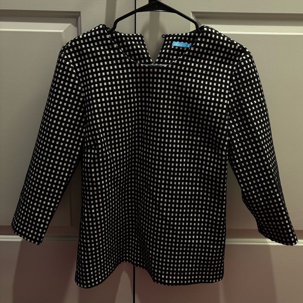 J. MCLAUGHLIN mid sleeve top